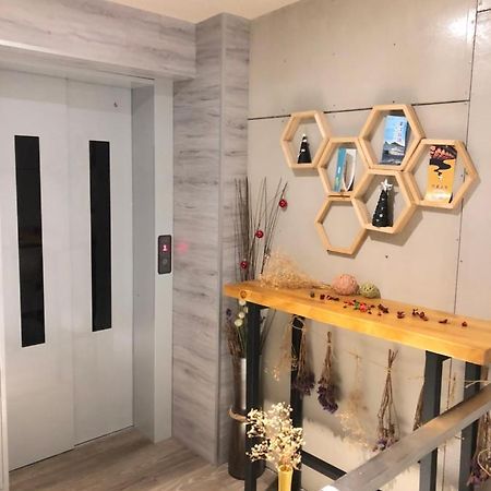 Yy Elleys Home Jiaoxi Exteriör bild