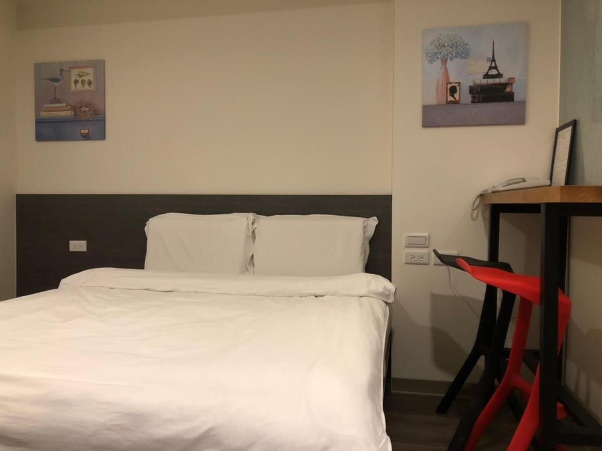 Yy Elleys Home Jiaoxi Exteriör bild