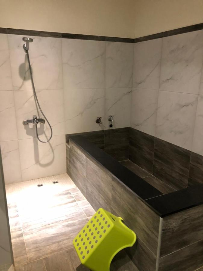 Yy Elleys Home Jiaoxi Exteriör bild